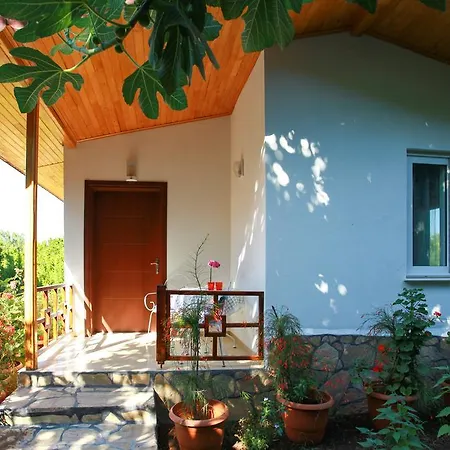 Lavanta Kır Evi Kemer